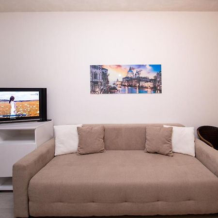 Apartment Studio Premier 拉法洛维奇 外观 照片